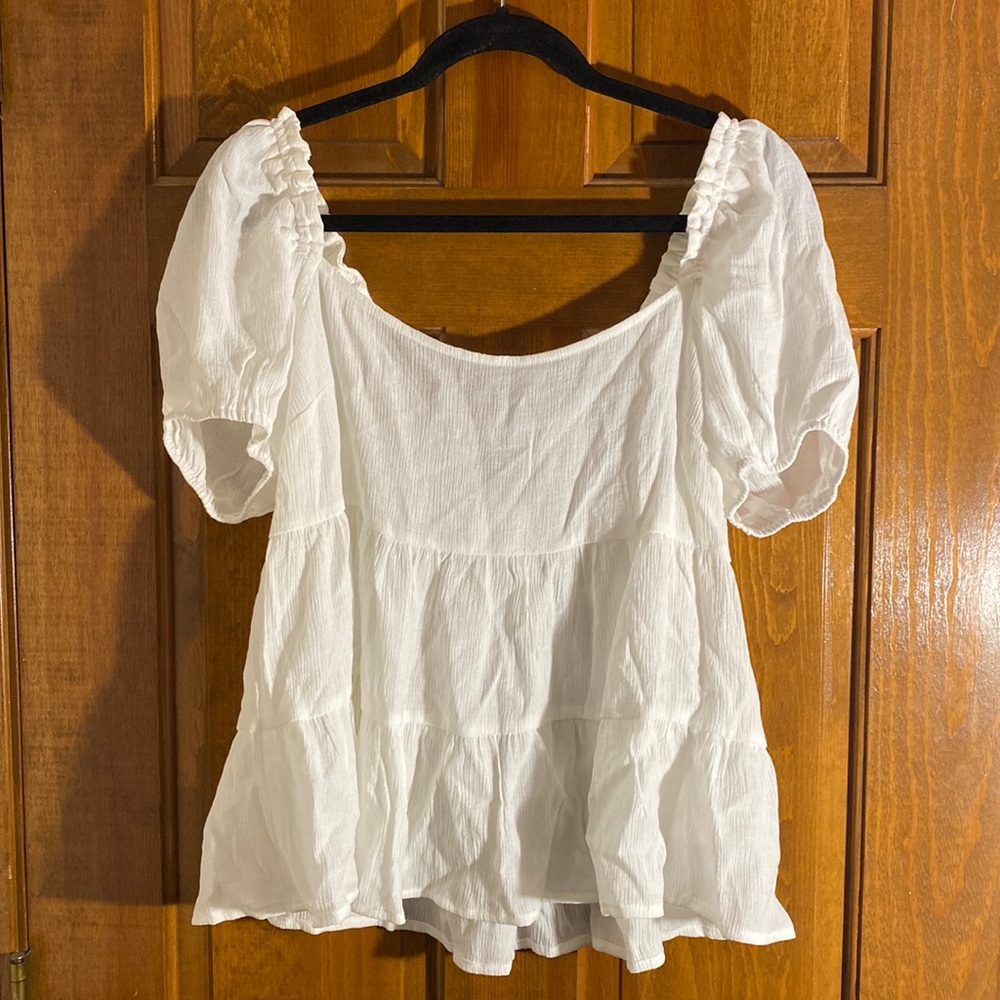 NWT H&M White Ruffled Chiffon Top